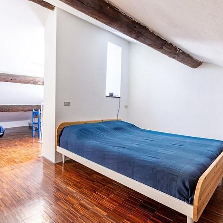 Porta Ticinese Colorful Apartment! ميلان المظهر الخارجي الصورة