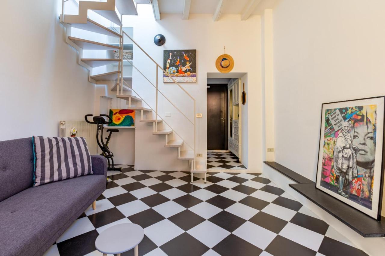 Porta Ticinese Colorful Apartment! ميلان المظهر الخارجي الصورة