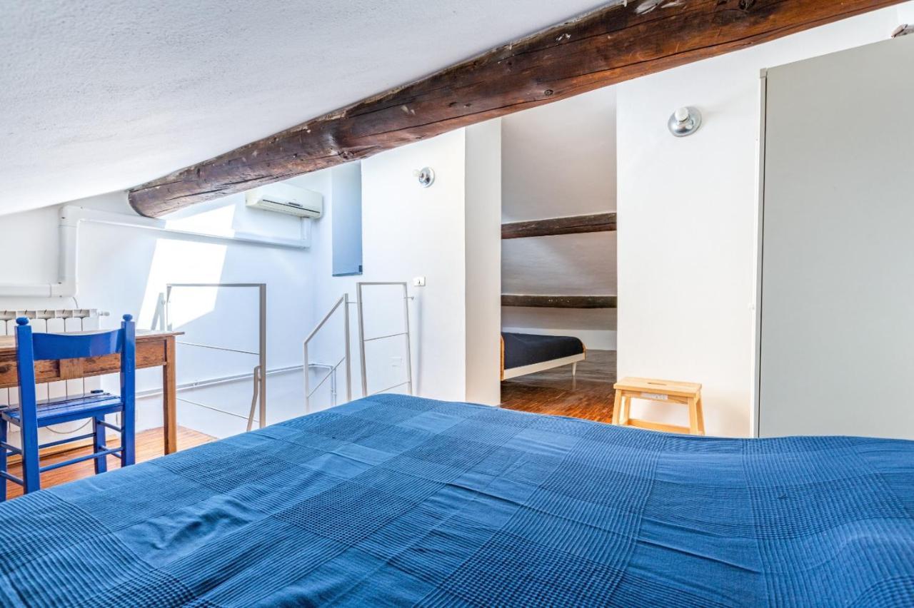 Porta Ticinese Colorful Apartment! ميلان المظهر الخارجي الصورة
